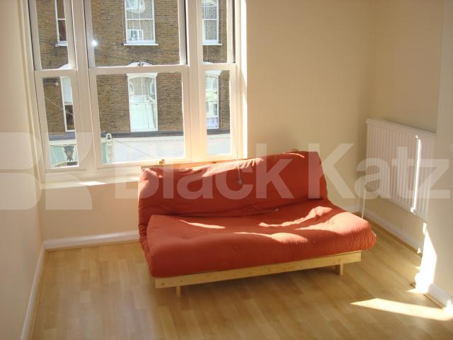 			NEW INSTRUCTION, 1 Bedroom, 1 bath, 1 reception Flat			 Leverton Street, Kentish Town